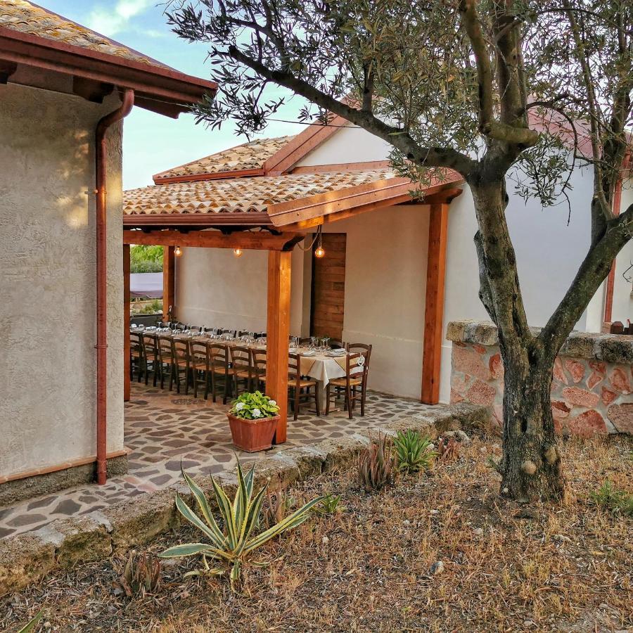 Borgo Santa Lucia Villa โกรปานี ภายนอก รูปภาพ